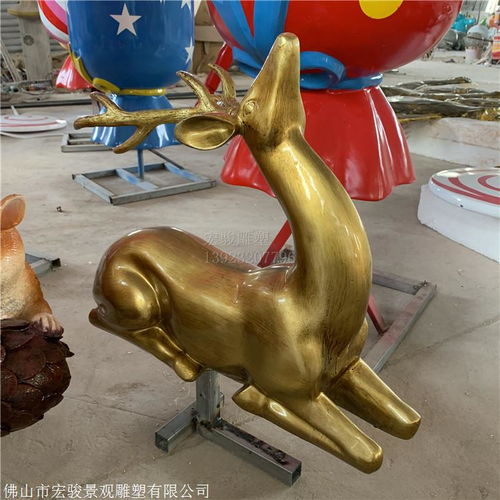 灵动于光影之间 玻璃钢小鹿雕塑与金色鹿雕塑的艺术之美